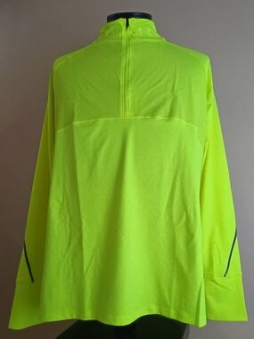 Under Armour Run Long Sleeve Fitted 1/4 Zip Pullover Neon Yellow - NWT XL
